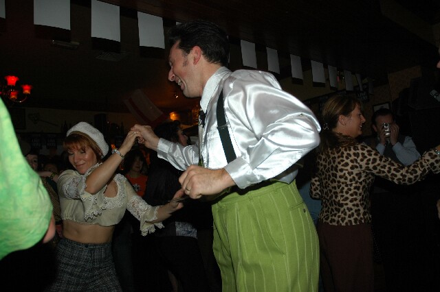 min 2005 11 27 riot 333